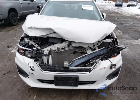 2018 Subaru Impreza 2.0I Premium z USA, uszkodzony, nr VIN 4S3GTAB63J3713908